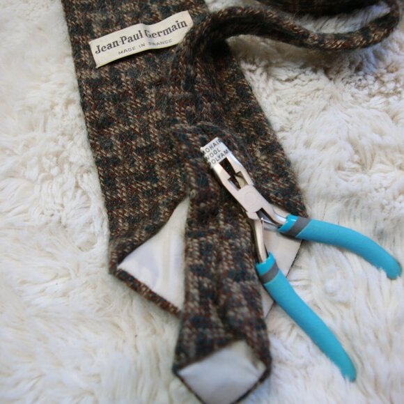 Jean-Paul Germain Vintage Mohair Wool Brown Green Chevron Knit Necktie OS - Picture 3 of 4